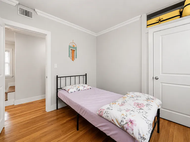 66 Mozart St #3 — Photo 7
