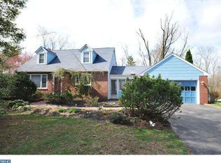 8 Owl Rd, Audubon, PA 19403