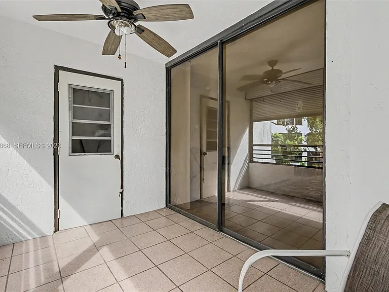 1410 Sheridan St #12I — Photo 3