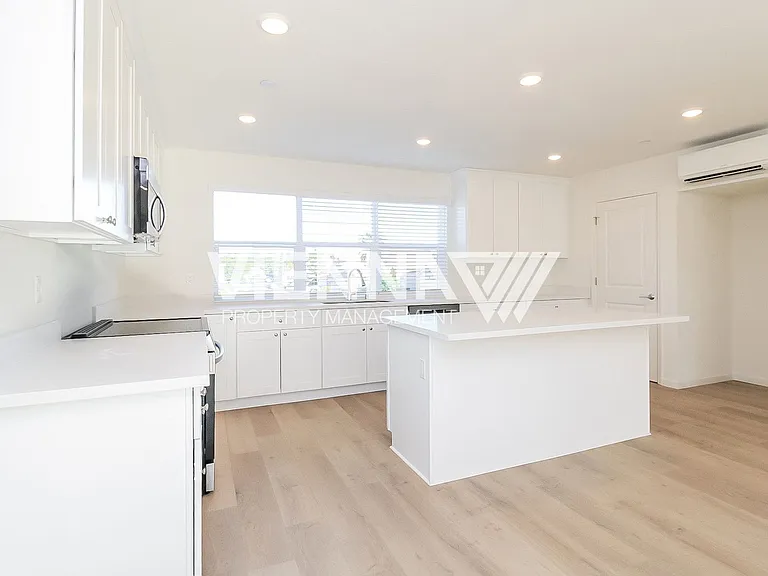 8094 Quiet Knolls Dr — Photo 8