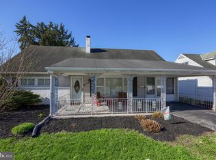 1404 Wogan Rd, York, PA 17404