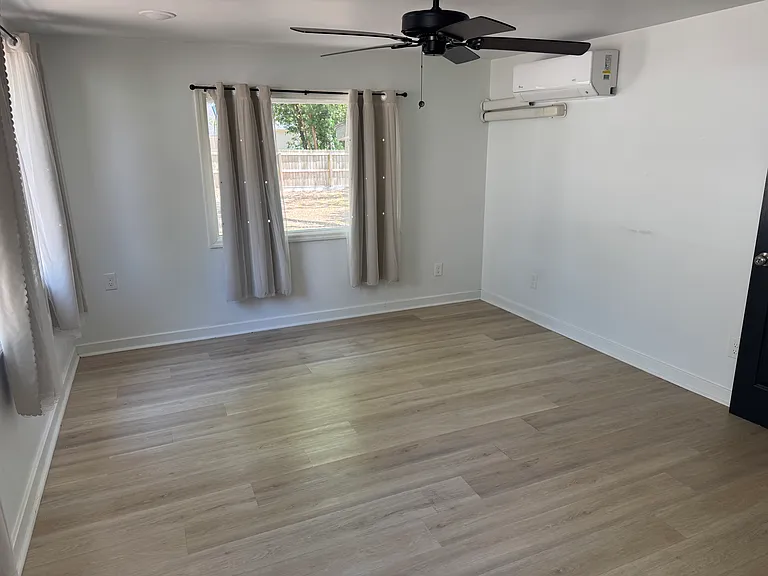 18 Palm Ave #B — Photo 7