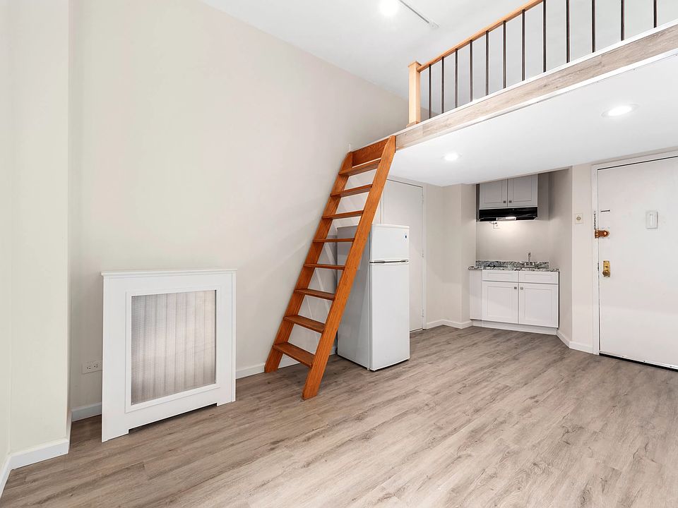 1st image of 140 W 69th St APT 82A