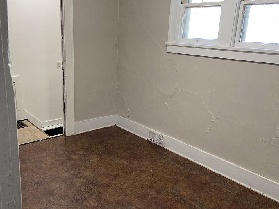 Storage/bonus room