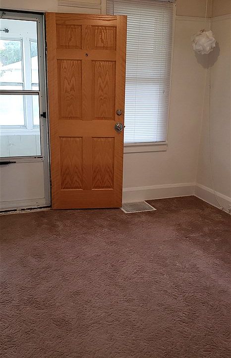 2nd image of 1930 Wills Ave
