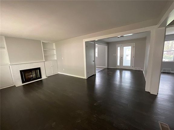 2nd image of 7631 Grand Ave