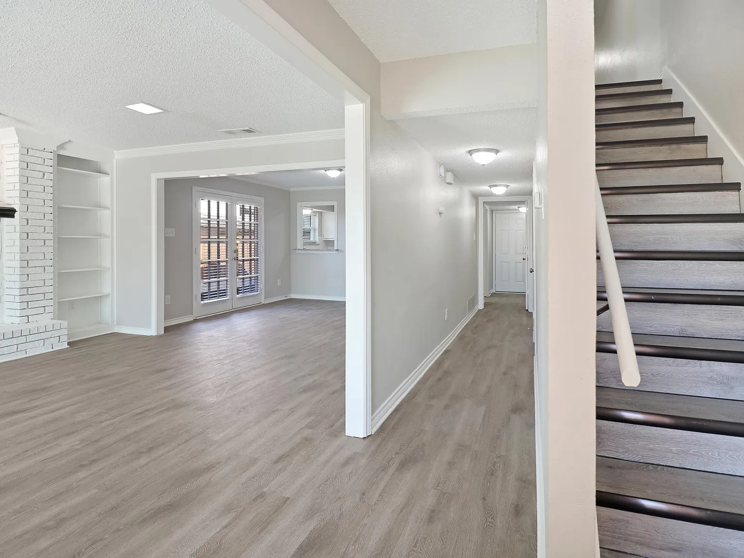 3 bed, 2.5 bath, 1821 sqft, $2,750 — Photo 3