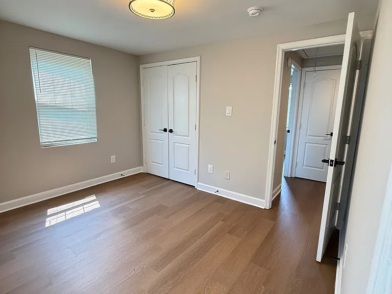 6950 Hawthorne St — Photo 7
