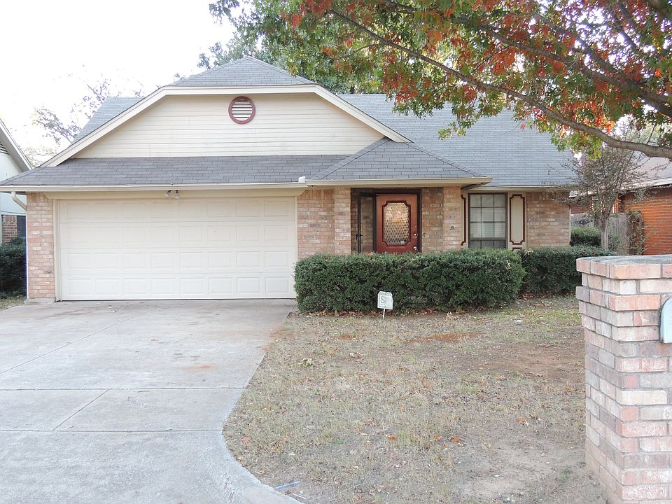 1st image of 4102 Meadow Park Dr