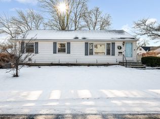 22 Barry Ave, Dracut, MA 01826