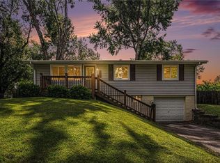 5819 N Garfield Ave, Kansas City, MO 64118