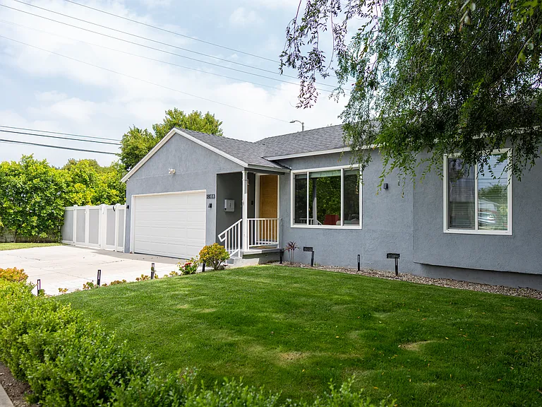 18033 Duncan St — Photo 17