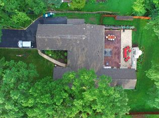 4565 Forest View Dr, Northbrook, IL 60062