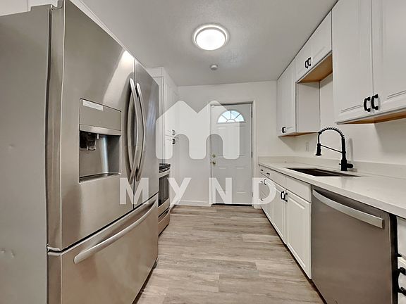 5th image of 4621 W Fairmount Ave