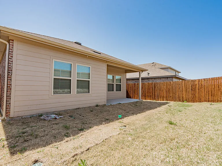 903 Shear Dr — Photo 37