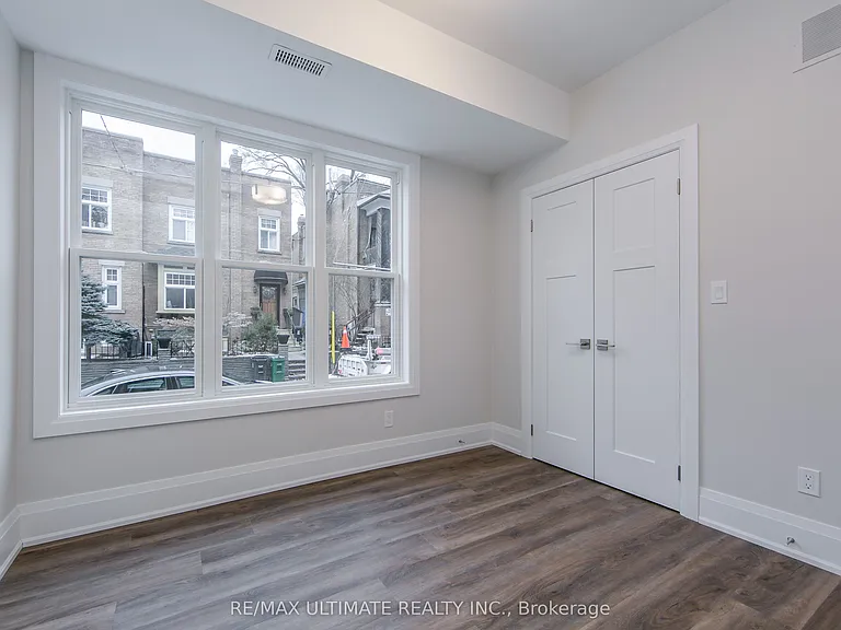 19 Fernwood Park Ave #MAIN — Photo 20