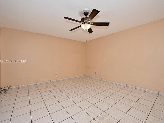 2nd image of 2341 Bayberry Dr Unit 2341