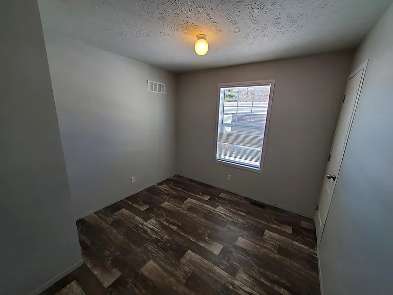 10 Hummingbird Dr — Photo 15