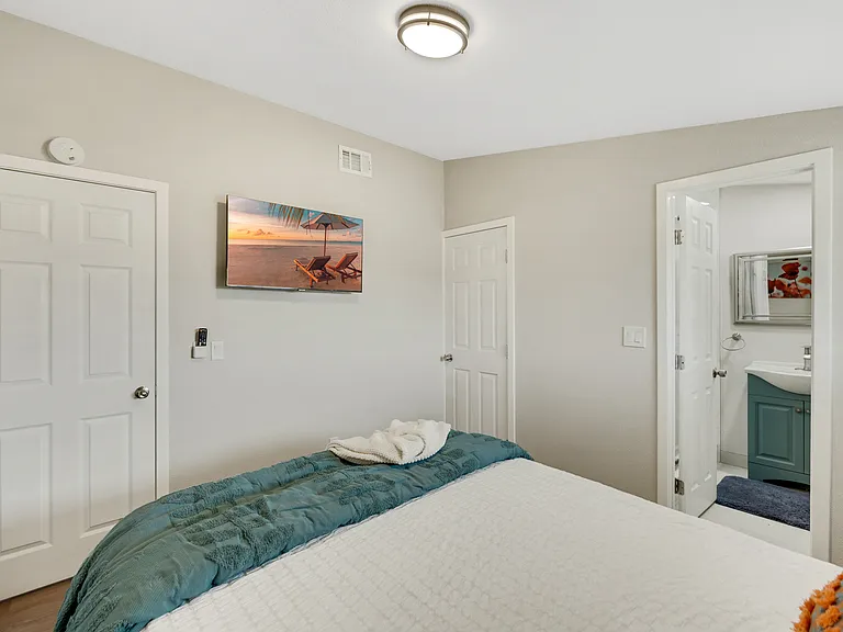 10462 Poona Dr — Photo 43