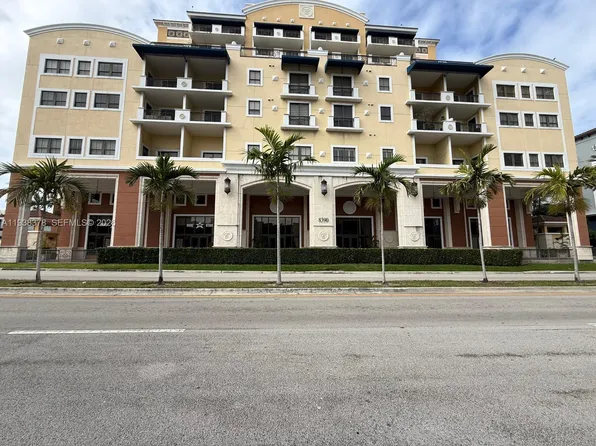 8390 SW 72nd Ave APT 520, Miami, FL 33143