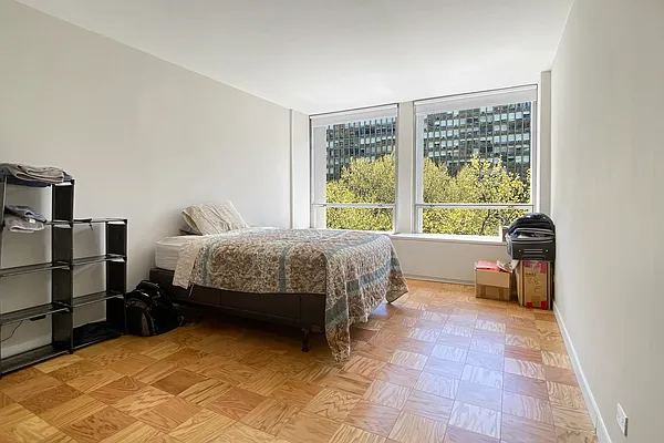 Rented by Compass | media 23