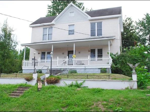 210 E Main St, Earlington, KY 42410