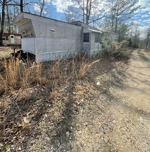 183 Hill Top Rd, Big Sandy, TN, 38221