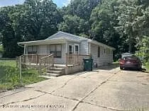 646 S Clemens Ave photo 1