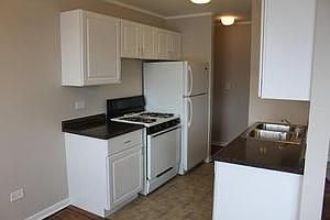 2nd image of 5450 N Winthrop Ave APT 312