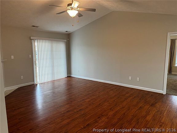 4th image of 1811 Balmoral Dr APT 203