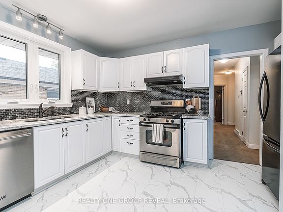 4th image of 20 Basildon Cres