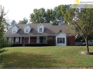 407 Duke Gibson Dr, Kansas City, MO 64145