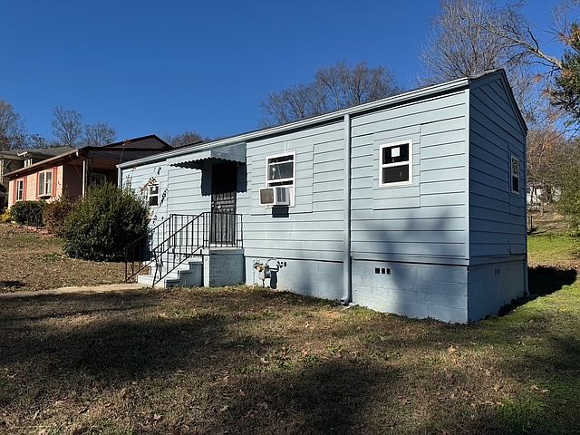 1st image of 1524 34th St