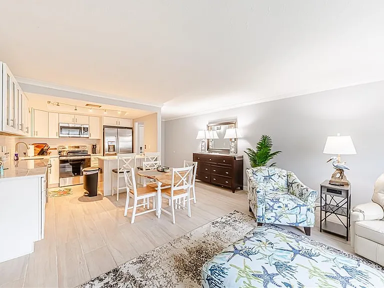 616 Flamingo Dr #102 — Photo 12