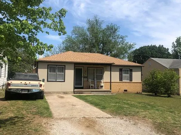 1716 Irving St, Independence, KS 67301