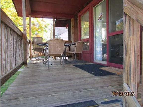 3rd image of 551 Cornell Ave