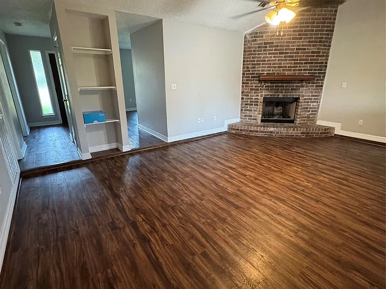 16510 Oxnard Ln — Photo 10