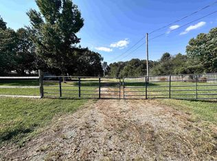 455 Charlotte Dr #49, Oakland, TN 38060