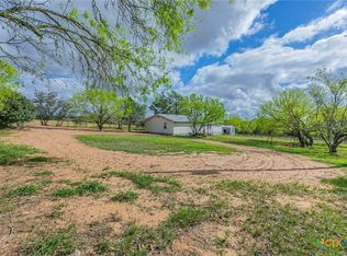1767 Dowdy Rd, Seguin, TX 78155