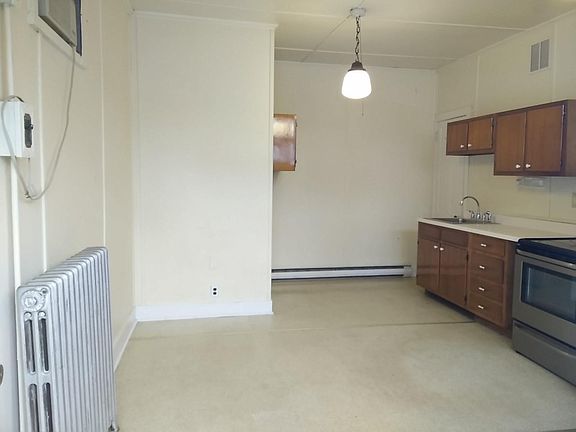 LivingRoom / Kitchen p1