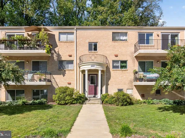 10607 Montrose Ave #M-3, Bethesda, MD 20814