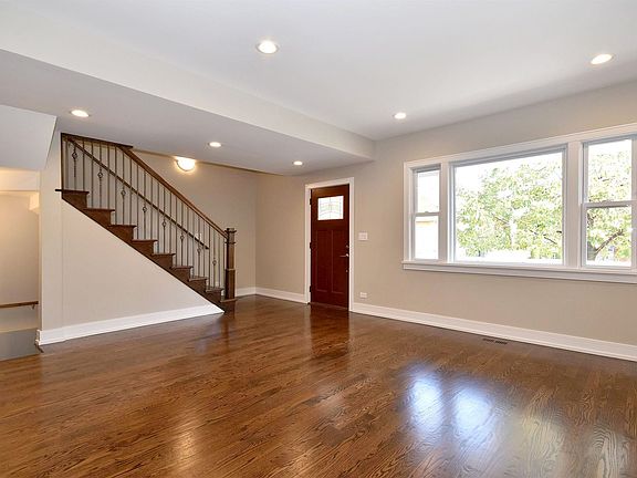 3rd image of 2718 N 73rd Ave