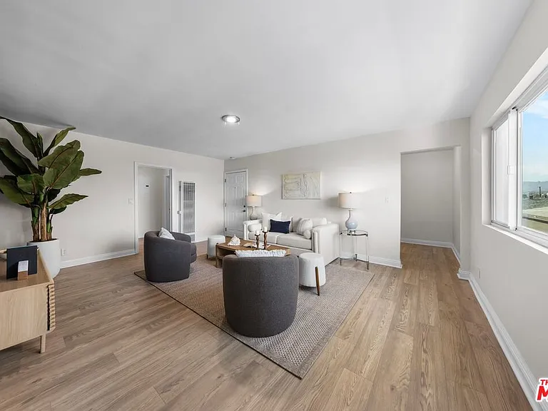 643 Pacific St #3 — Photo 12