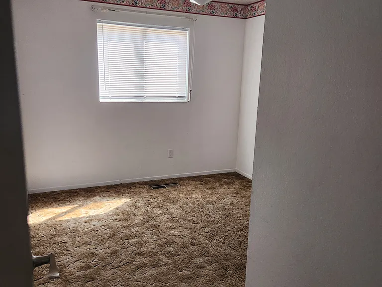 1418 Shady Oak Dr — Photo 15
