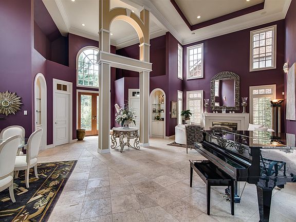 4th image of 321 Partridge Ct