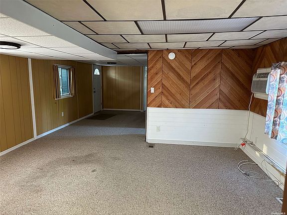 4th image of 3 Aspen Ave
