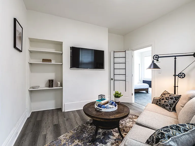 4913 Yew St — Photo 12
