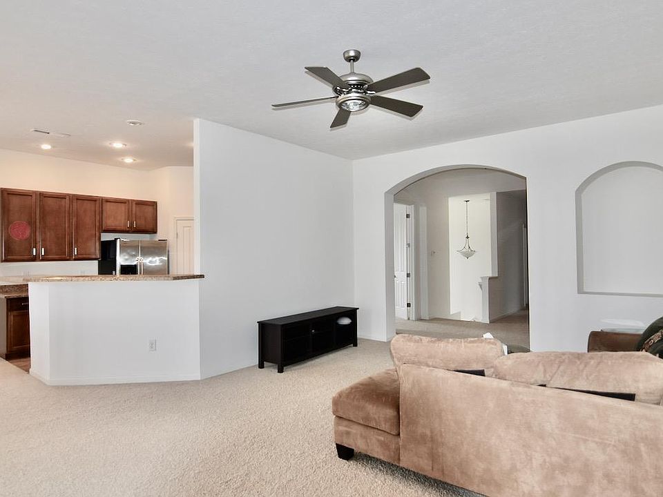 1st image of 1405 Carylake Cir