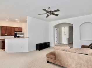 1405 Carylake Cir, Columbus, OH 43240