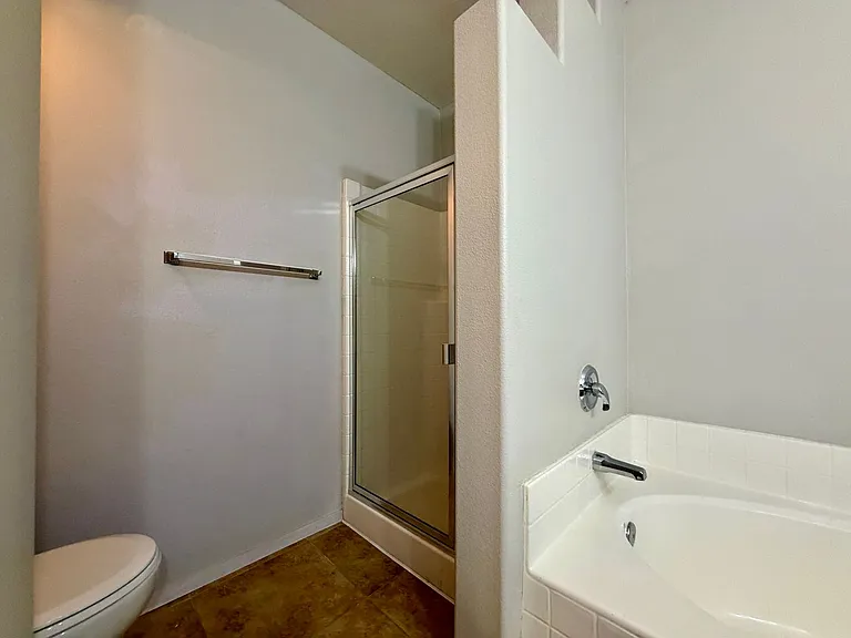 5650 E Sahara Ave #2024 — Photo 16
